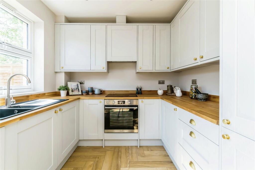 Additional image 4 of Greenway Drive, Shirley, Croydon, CR0