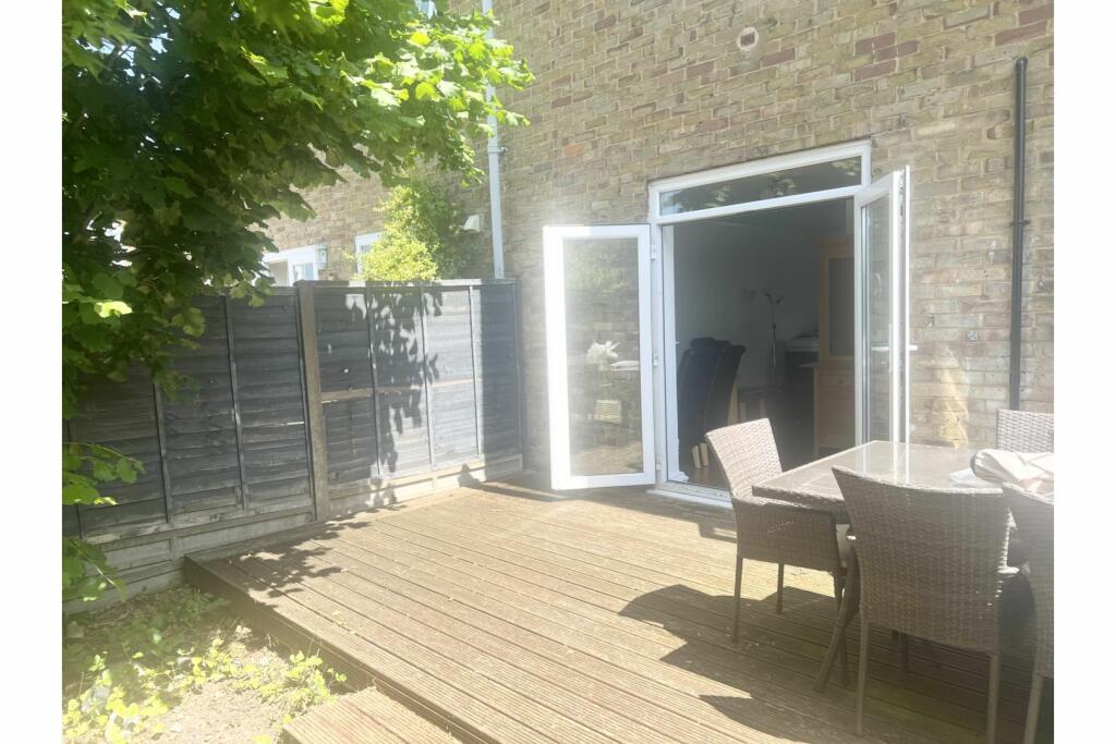 Additional image 6 of The Readings, Harlow, CM18