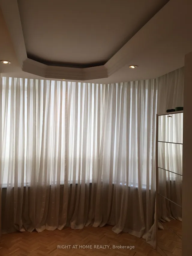 Additional image 18 of 10 Torresdale Ave Unit 1006