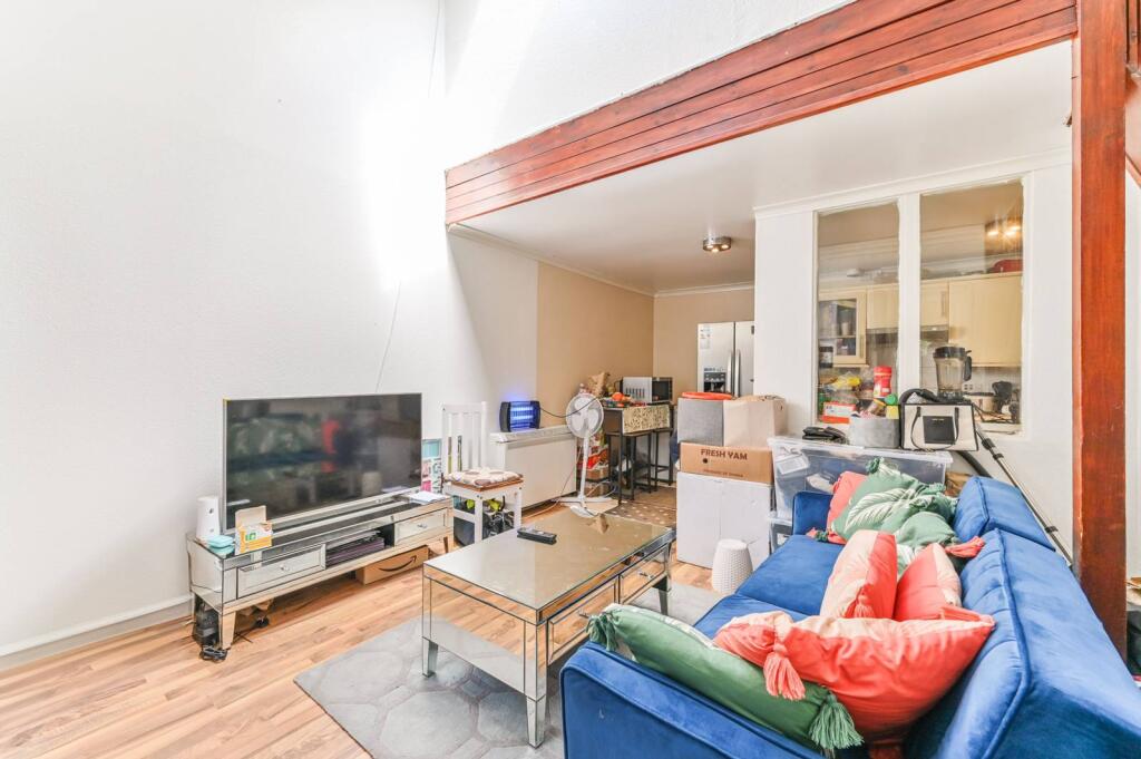 Additional image 3 of Limpsfield Avenue, Mitcham, Thornton Heath, CR7