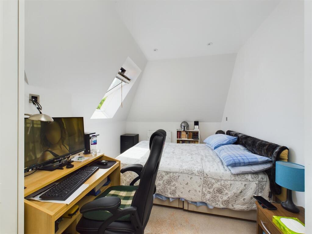 Additional image 10 of Chipstead Valley Road, Coulsdon