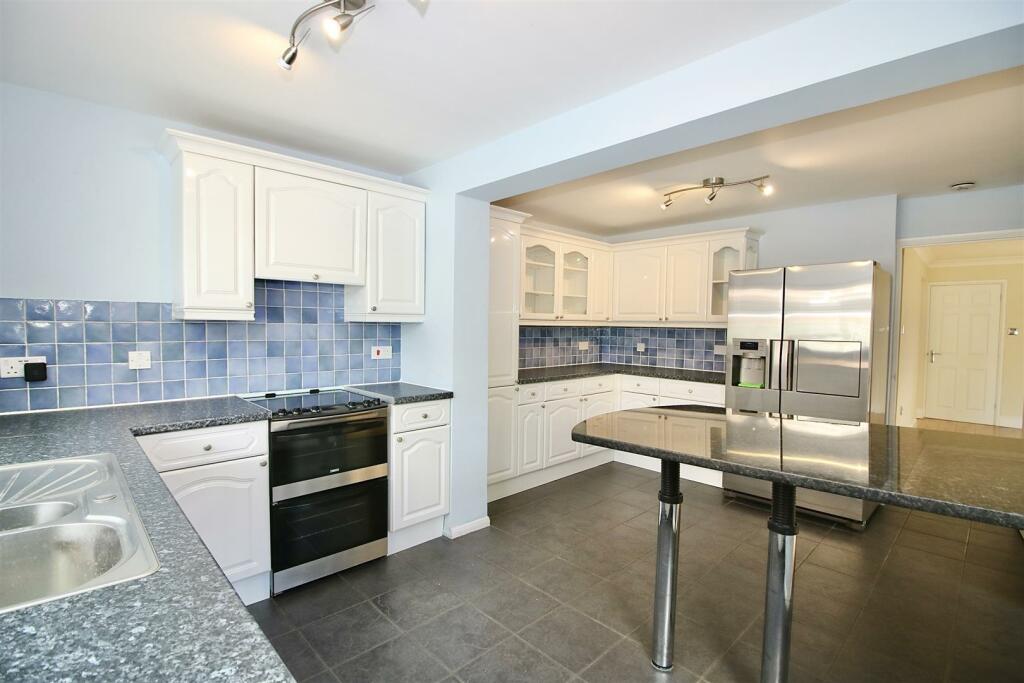 Additional image 16 of Norsey View Drive, Billericay