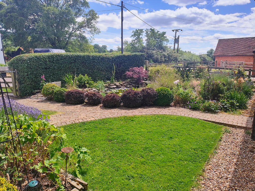 Additional image 17 of Mount End, Theydon Mount