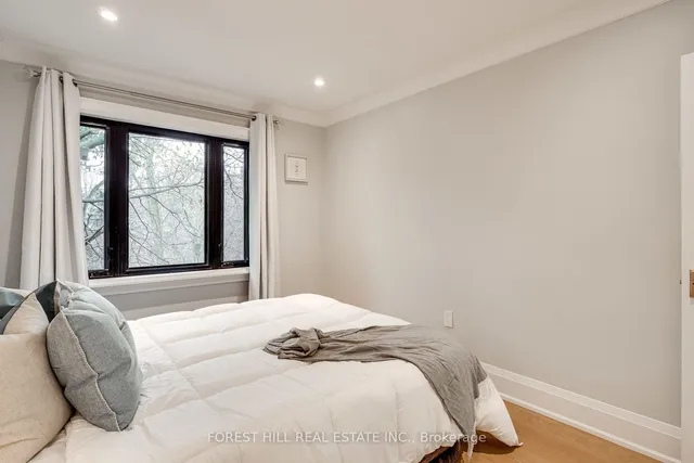 Additional image 27 of 293 Chaplin Cres