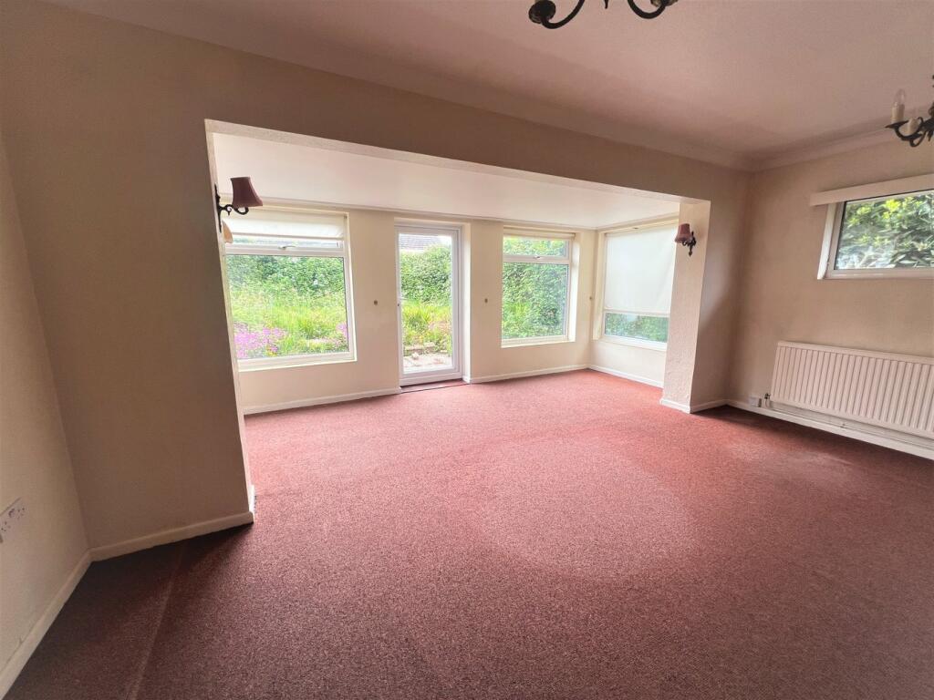 Additional image 2 of Walton Road, Walton on the Naze, CO14