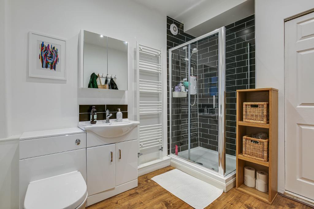 Additional image 16 of Farleigh Road, Warlingham, Surrey, CR6 9EF