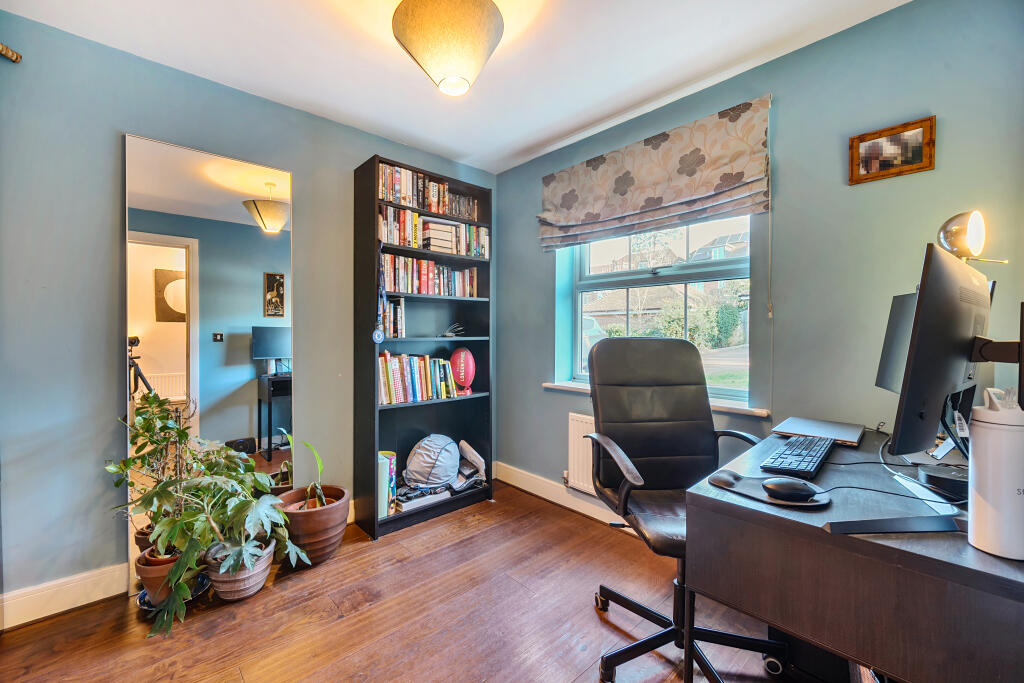 Additional image 25 of Newbery Close, Caterham, CR3