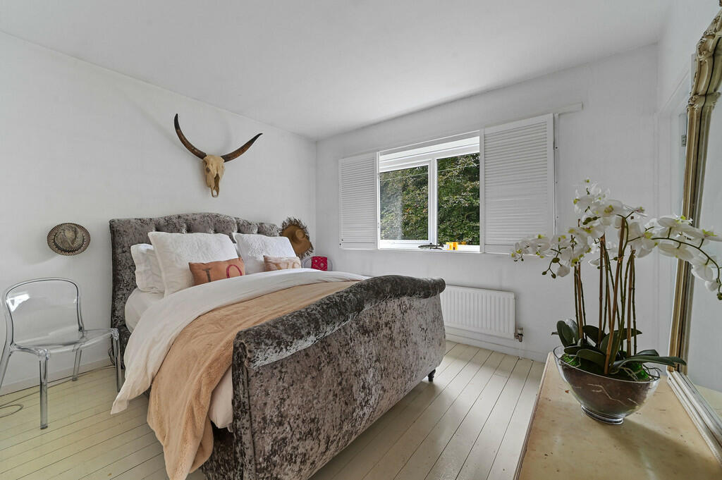 Additional image 19 of Ernalds Close, Earls Colne, Essex