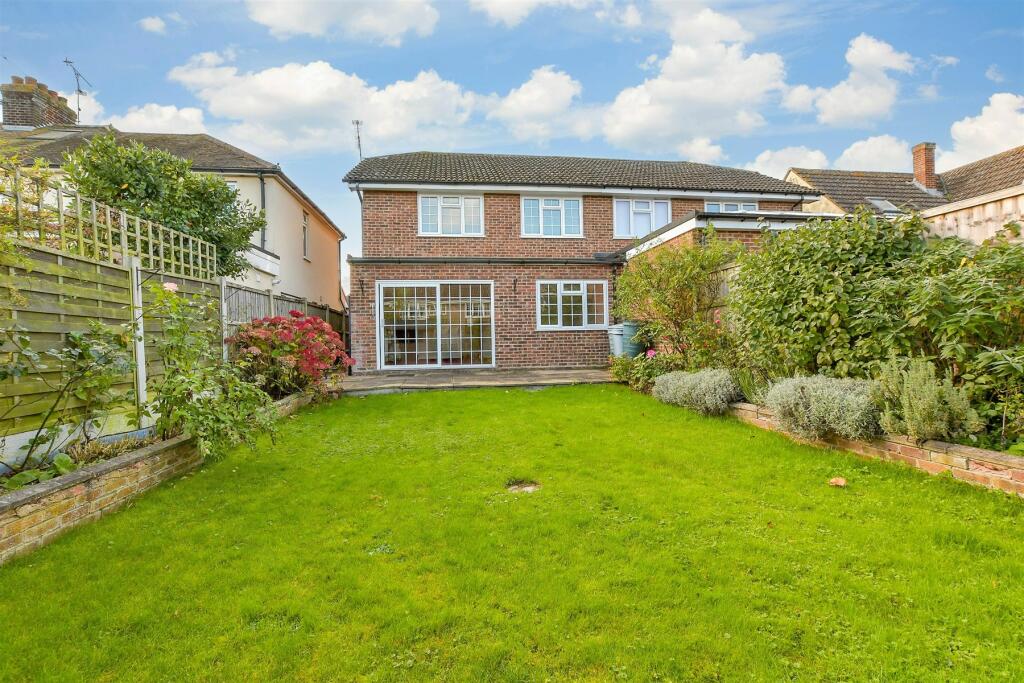 Additional image 13 of Park Lane, Ramsden Heath, Billericay, Essex