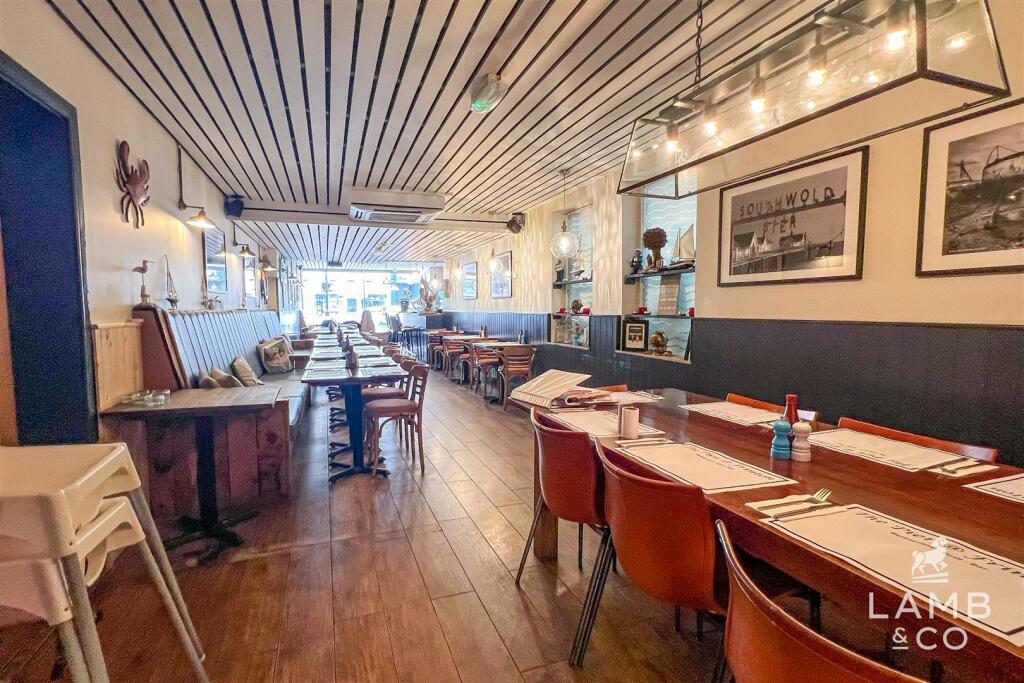 Additional image 6 of Connaught Avenue, Frinton-On-Sea