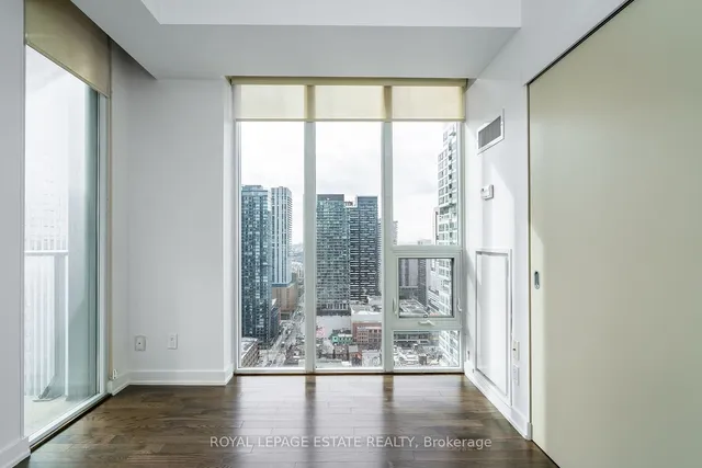 Additional image 17 of 126 Simcoe St Unit 3103