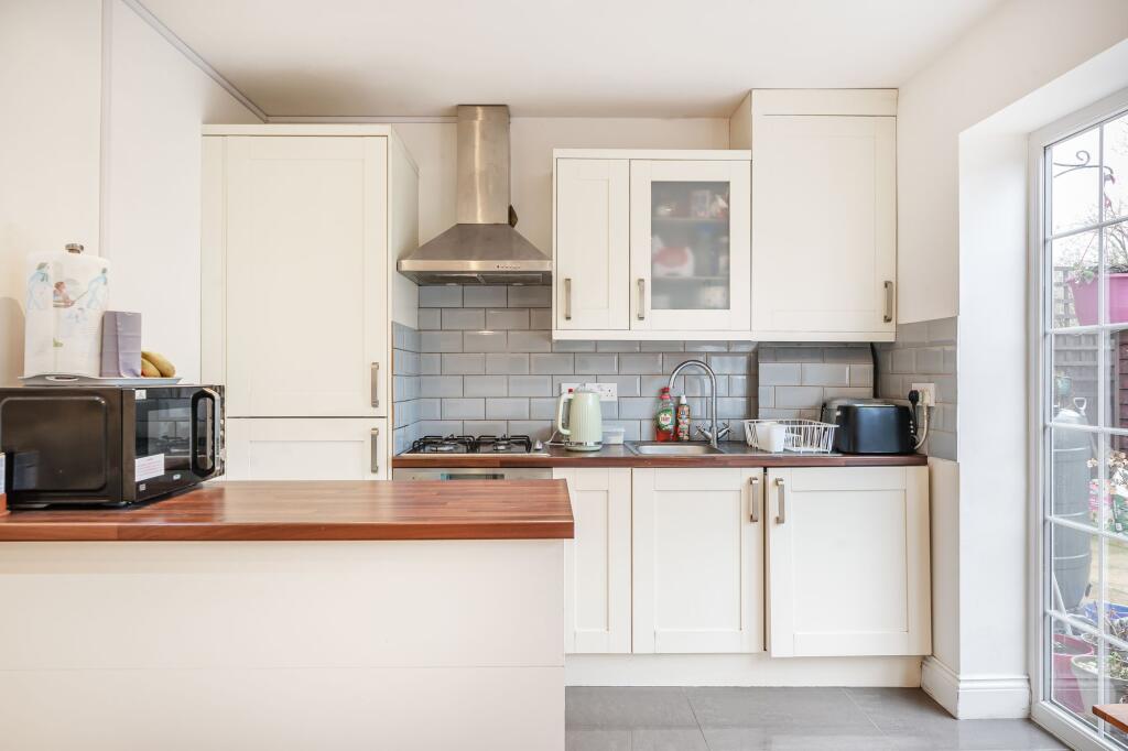 Additional image 14 of Croydon Road, Caterham, CR3