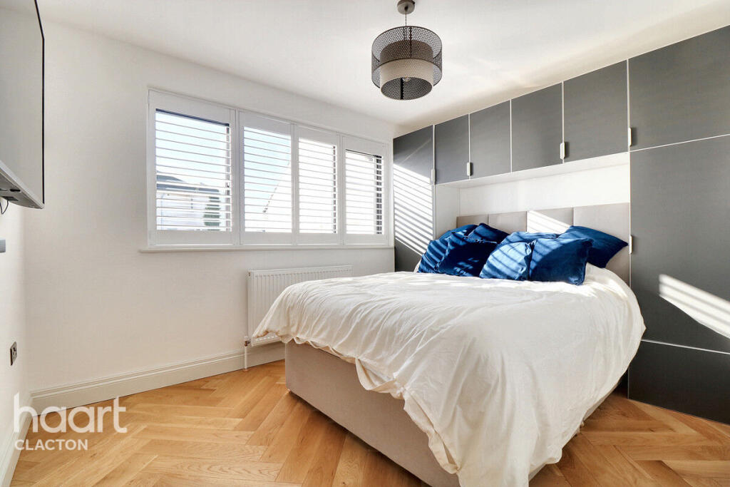 Additional image 11 of Percival Road, Walton On The Naze