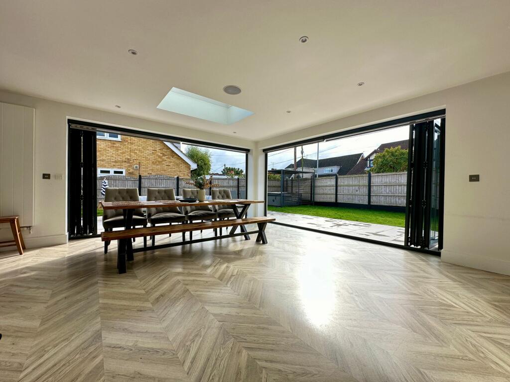 Additional image 4 of Wiggins Lane, Billericay, CM12