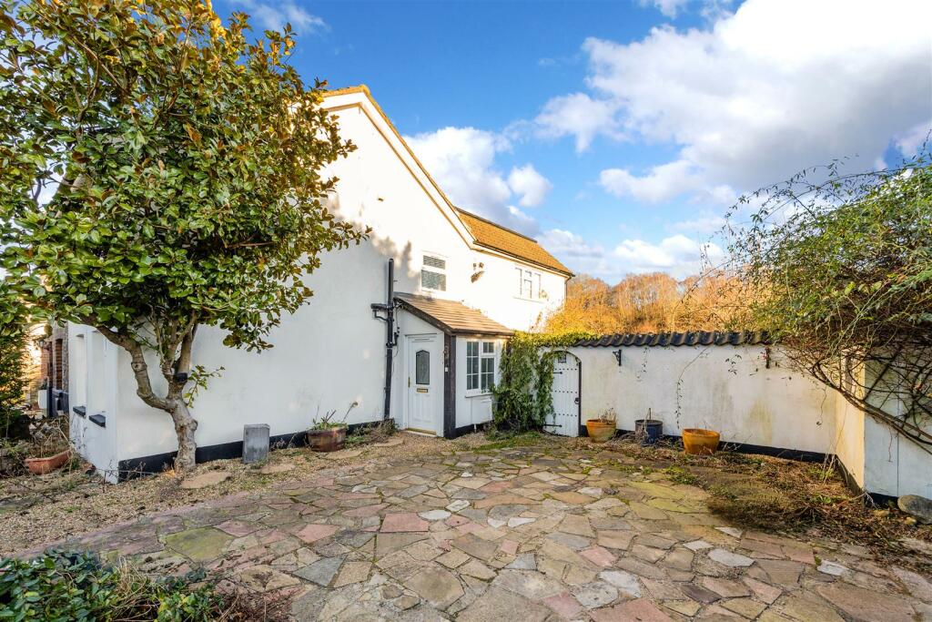 Additional image 12 of Brighton Road, Hooley, Coulsdon