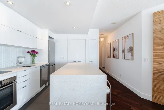 Additional image 12 of 218 Queens Quay Unit 909