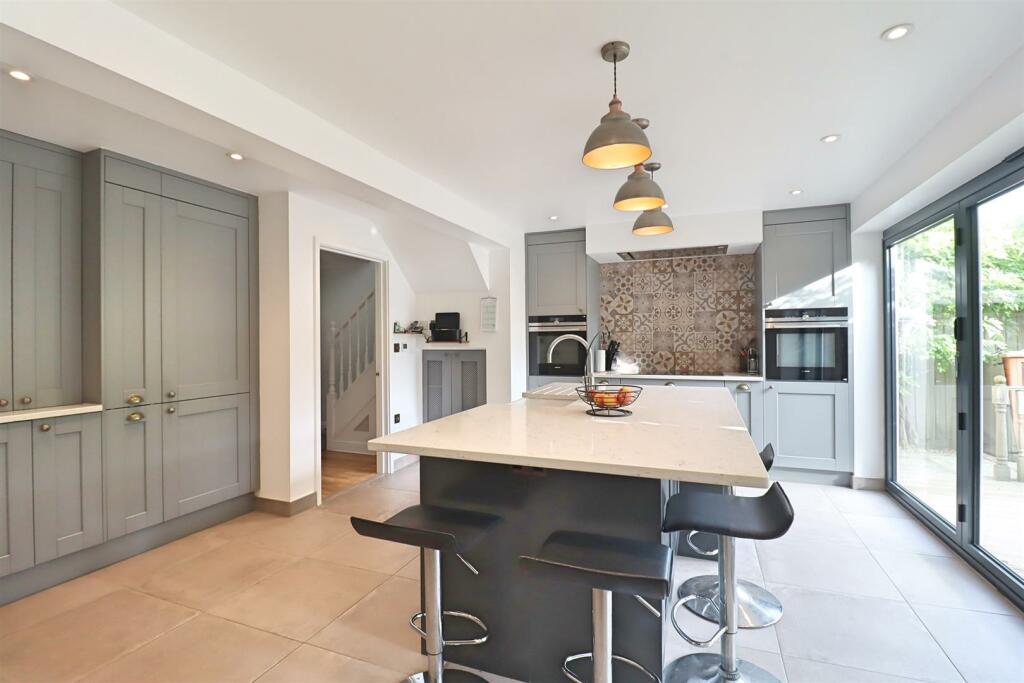 Additional image 8 of Grantham Avenue, Great Notley, Braintree