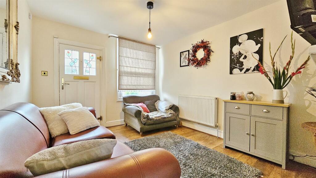 Additional image 13 of High Street, Thorpe-le-Soken