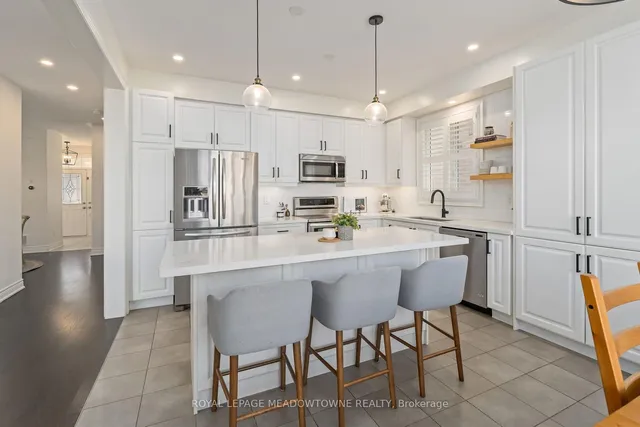 Additional image 11 of 19 Mugford Cres
