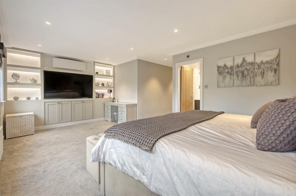 Additional image 13 of Noak Hill Close, Billericay, Essex