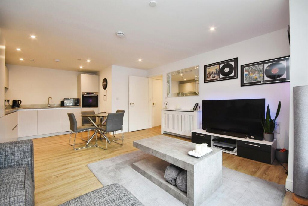 Additional image 4 of Kings Road, Brentwood