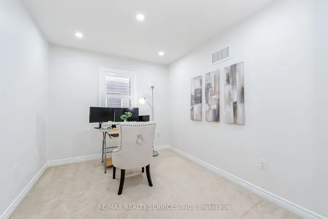 Additional image 26 of 7 Swanton Rd