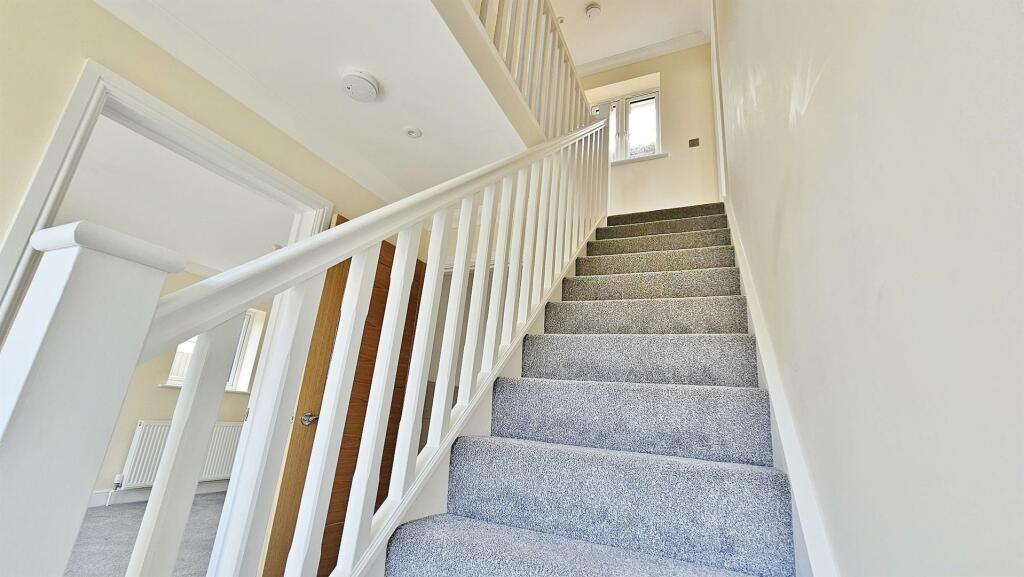 Additional image 19 of Fifth Avenue, Frinton-On-Sea