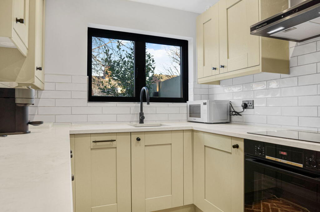Additional image 8 of Sidney Terrace, Bishops Stortford, CM23 3TU
