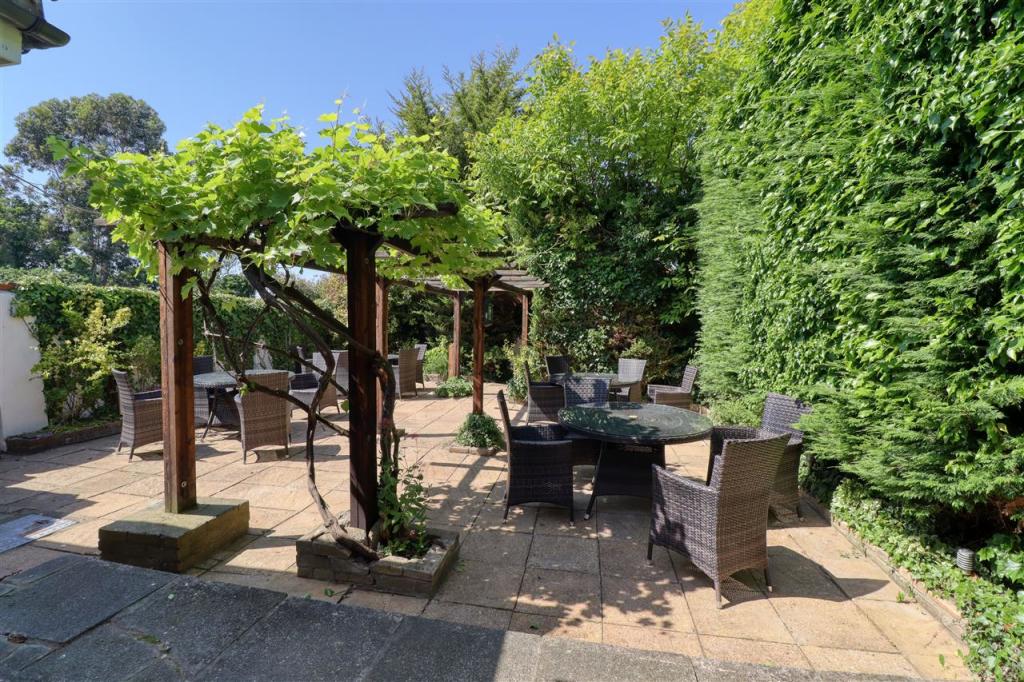 Additional image 9 of Maffia's, Frinton Road, Holland on Sea