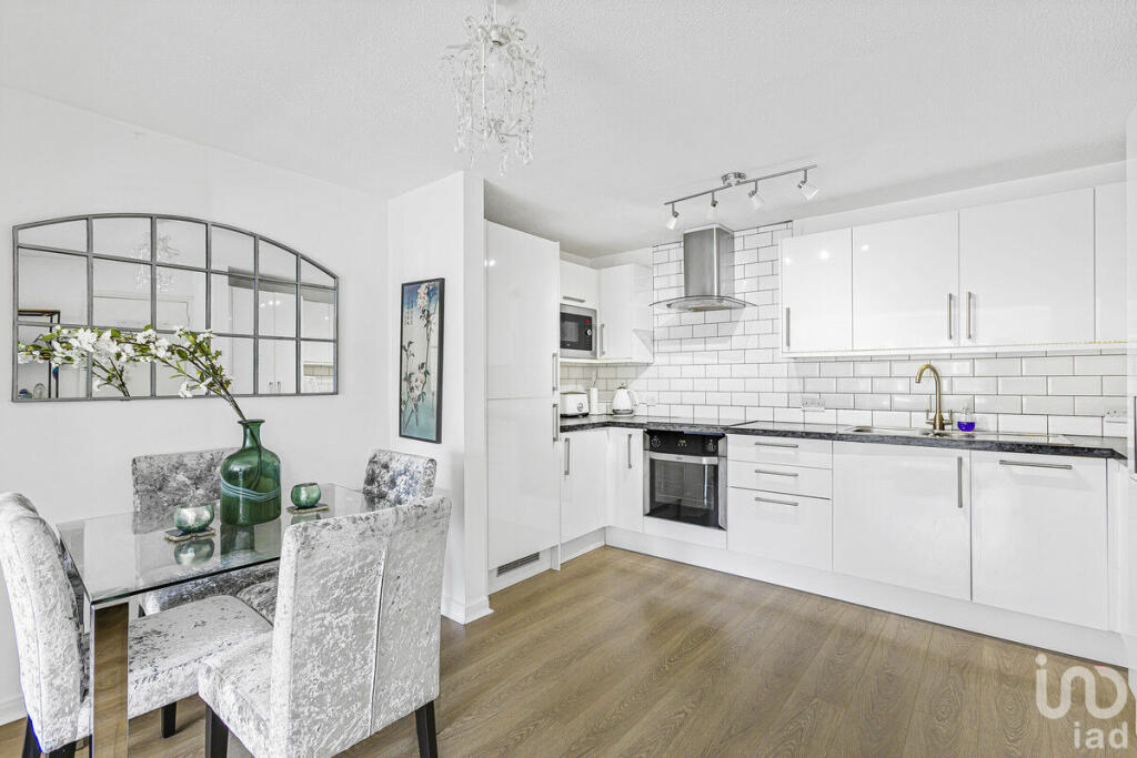 Additional image 4 of The Maltings, Sawbridgeworth, CM21