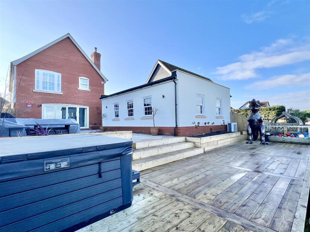 Additional image 31 of Maple Close, Writtle, Chelmsford