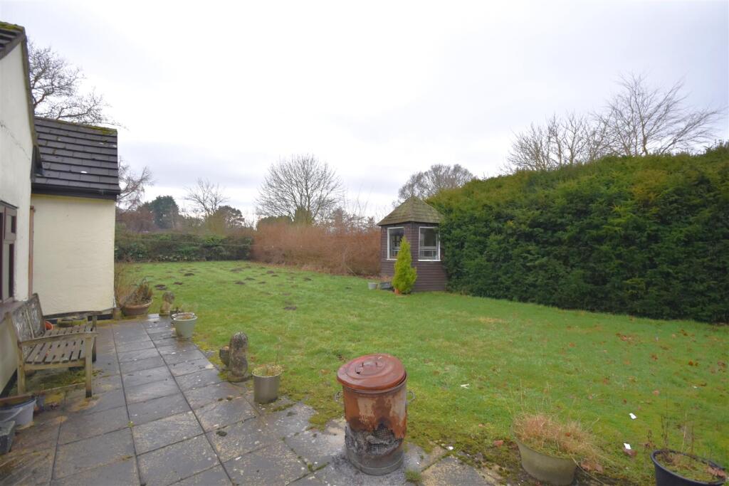 Additional image 22 of Dunstan Lane, Burton, Neston