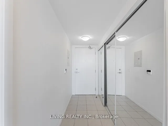 Additional image 3 of 832 Bay St Unit 2002