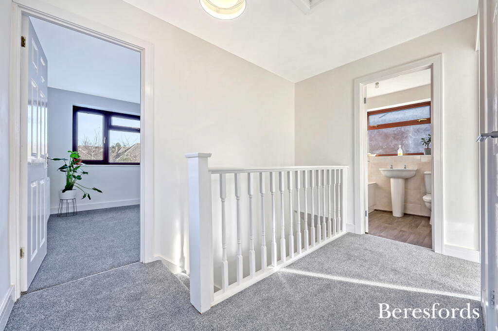 Additional image 13 of Ian Road, Billericay, CM12