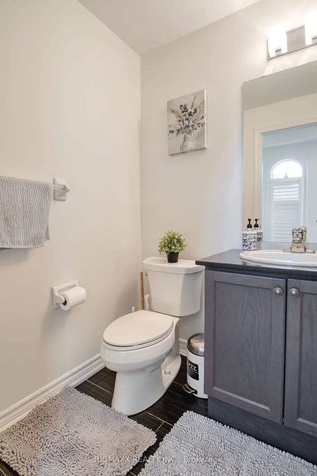 Additional image 20 of 53 Lola Cres