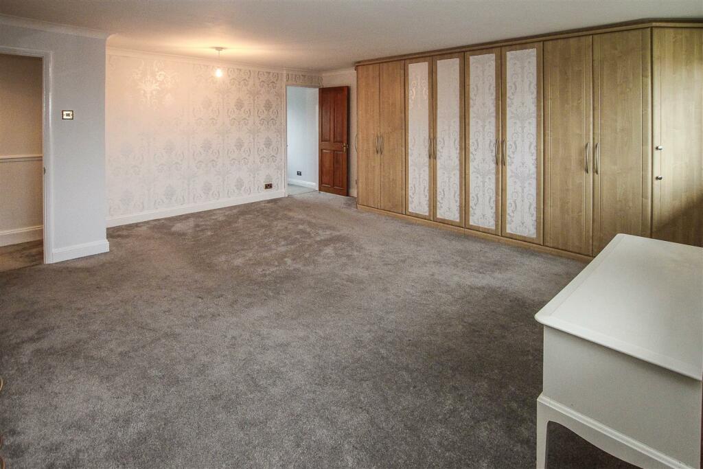 Additional image 14 of Orchard Piece, Blackmore