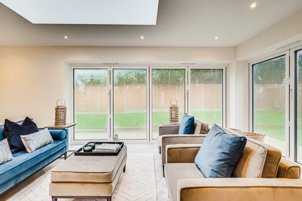 Additional image 7 of Tottenhoe North Drive, Brentwood, CM13