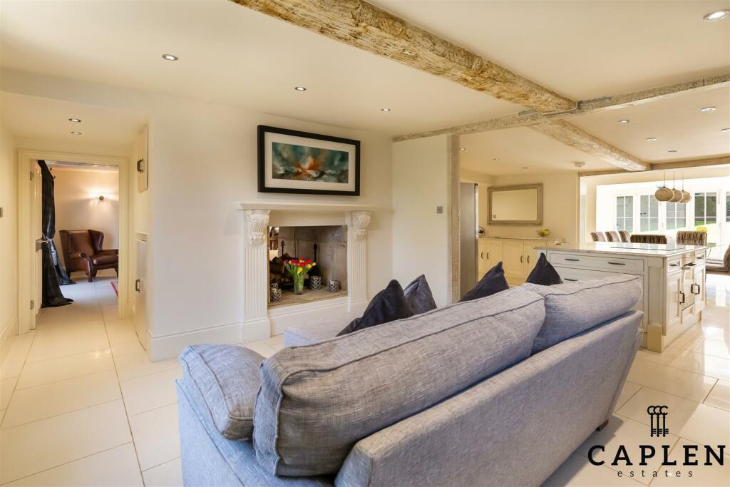 Additional image 6 of Fiddlers Hamlet