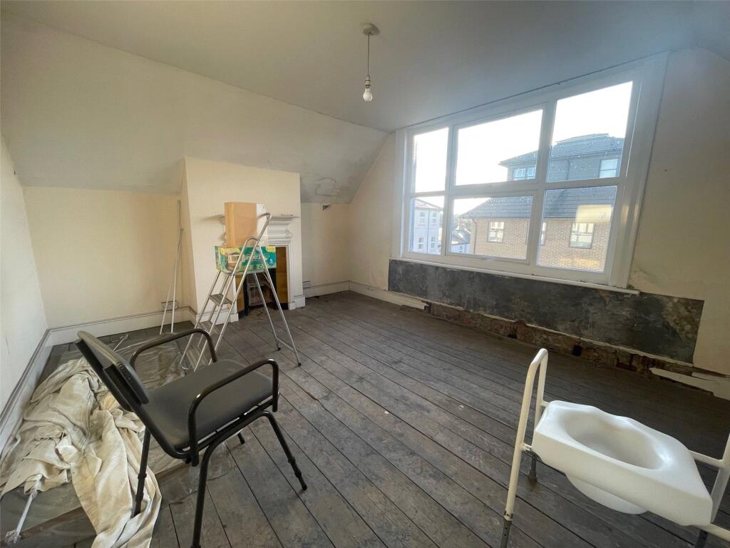Additional image 6 of Selsdon Road, South Croydon, CR2