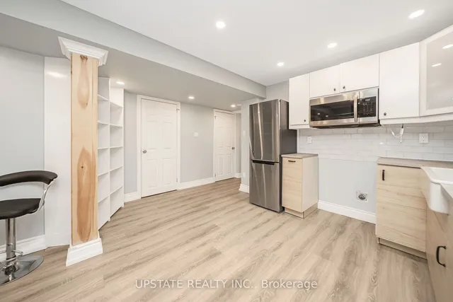 Additional image 29 of 22 Allegro Dr