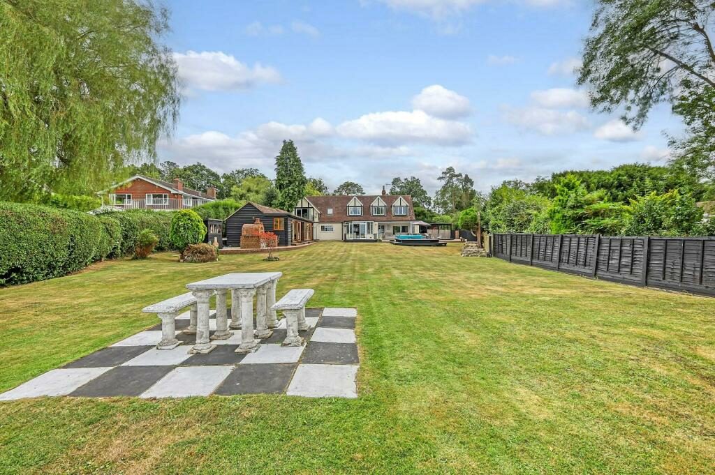 Additional image 41 of Loves Green, Highwood, Chelmsford