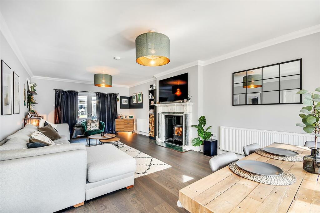 Additional image 5 of Stoney Hills, Burnham-On-Crouch