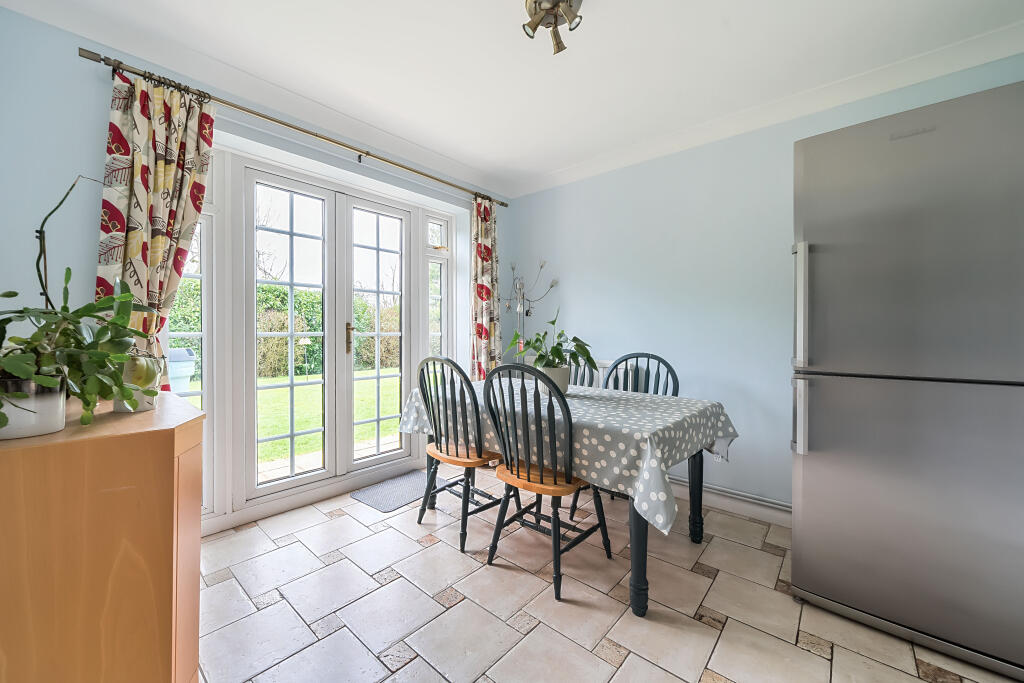 Additional image 9 of Alexanders Walk, Caterham, CR3