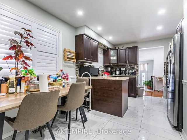 Additional image 11 of 13 Foxacre Row