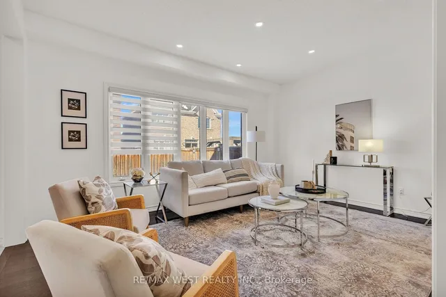 Additional image 18 of 84 Lone Rock Circ