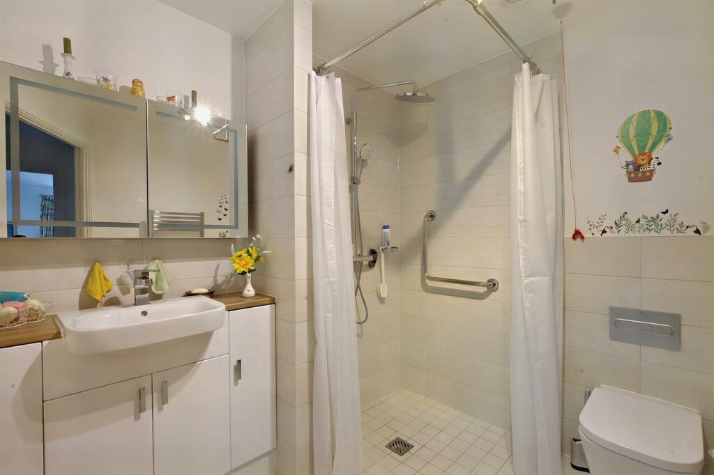 Additional image 11 of Miami House, Princes Road, Chelmsford, Essex, CM2 9GE