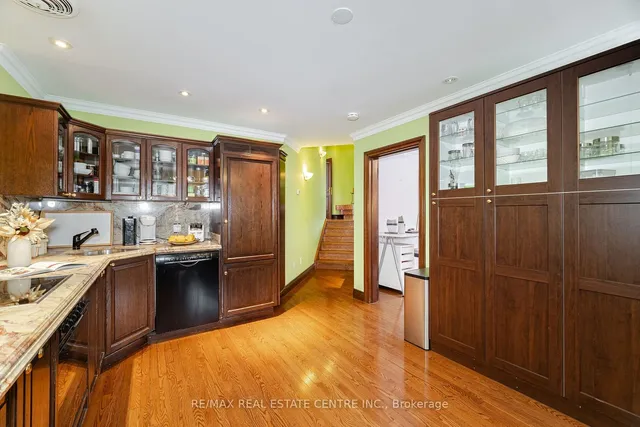 Additional image 34 of 2 Edgeforest Dr