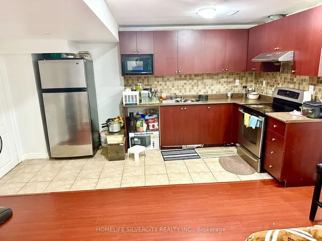 Additional image 22 of 36 Bonavista Dr