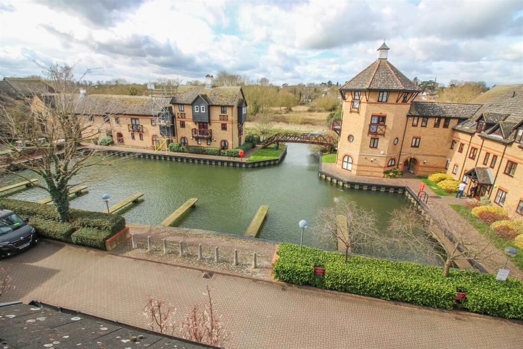 Additional image 3 of Lawrence Moorings, Sawbridgeworth