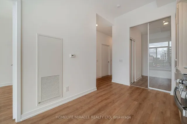 Additional image 8 of 500 Dupont St Unit 317